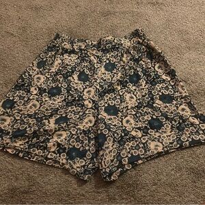 High Waist Black and Cream Shorts with Floral Pattern